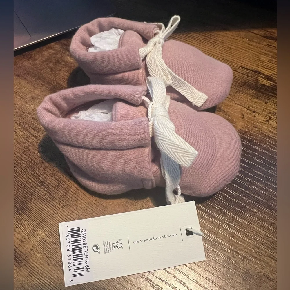 NWT Quincy Mae Mauve Baby Booties